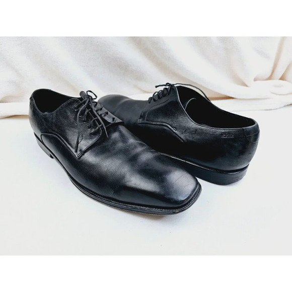 Hugo Boss Size 13 Men\'s Black Leather Embossed Logo Lace Up Shoes